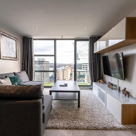 Belfast Quarters: 10Th Floor Gem Appartement Buitenkant foto