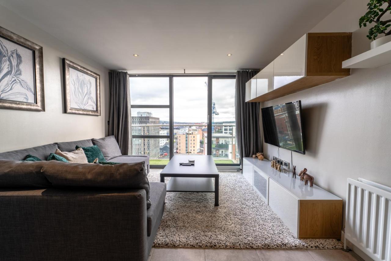 Belfast Quarters: 10Th Floor Gem Appartement Buitenkant foto