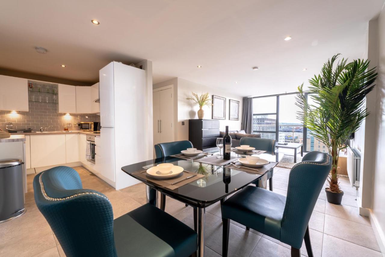 Belfast Quarters: 10Th Floor Gem Appartement Buitenkant foto